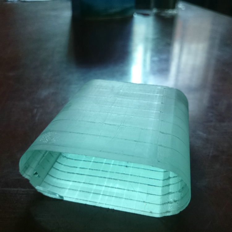 砂線切割機切割玻璃效果
