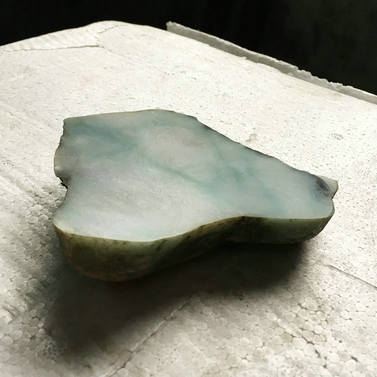 晨虹玉石切割機(jī)，金剛石線切割機(jī)，玉石切割效果